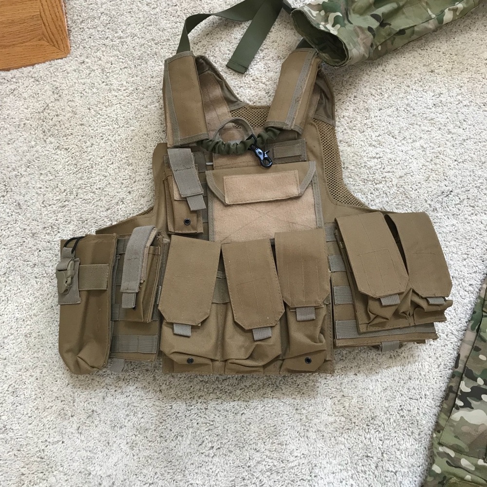 Airsoft camouflage and vest